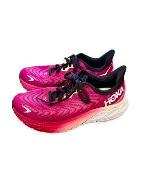 HOKA One One Arahi 6 Festival Fuschia Size 7B Stability Running Shoes